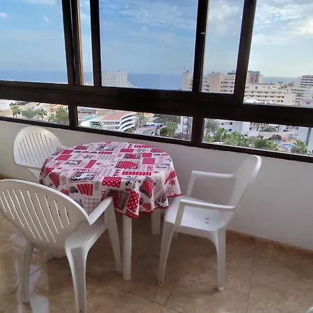 شقة Koka Seaview 8 *