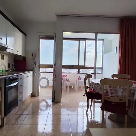 Koka Seaview 8 *